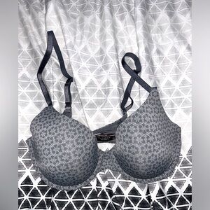 Victoria's Secret Uplift Semi Demi Bra